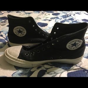 Nice Pre-own Chuck Taylor II
